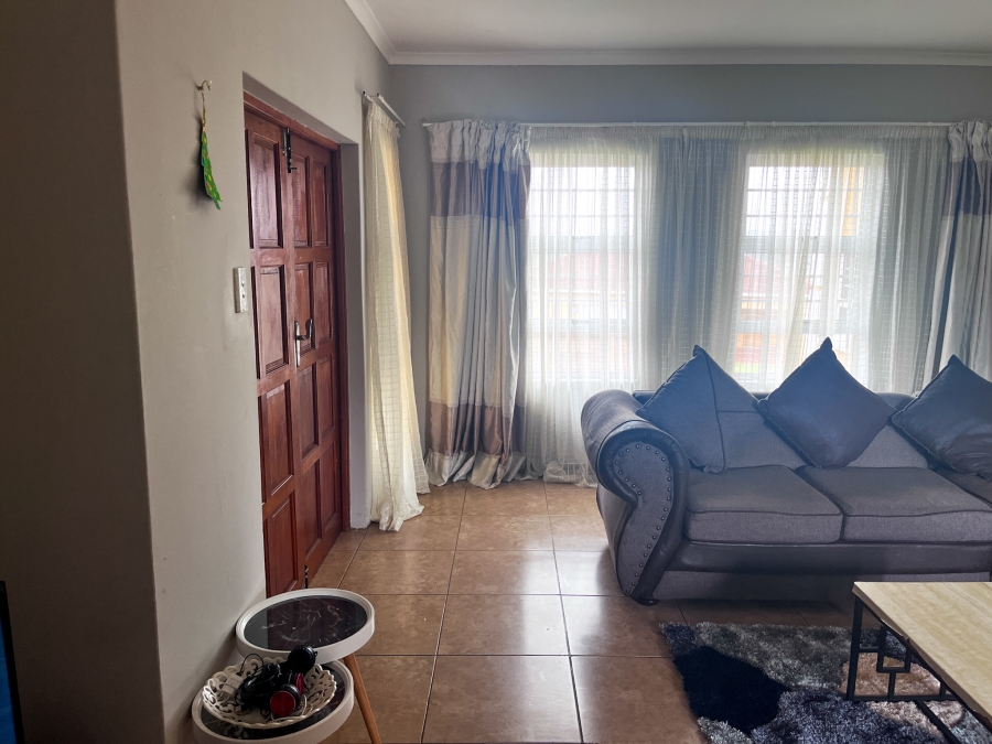 3 Bedroom Property for Sale in Beacon Bay North Eastern Cape
